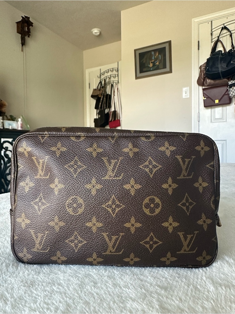 Louis Vuitton Monogram Trousse 23 Accessory Pouch.